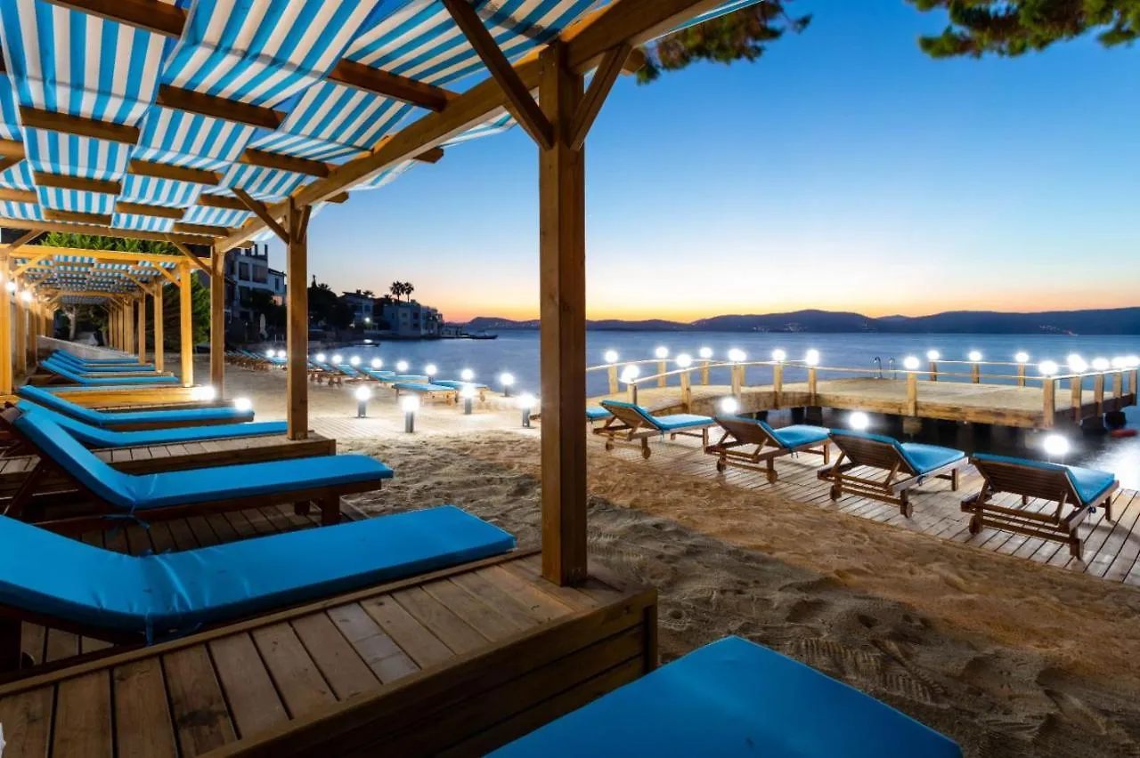 Guelluek Yali Boutique Otel